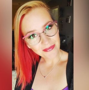 Meet your Posher, Jaimie